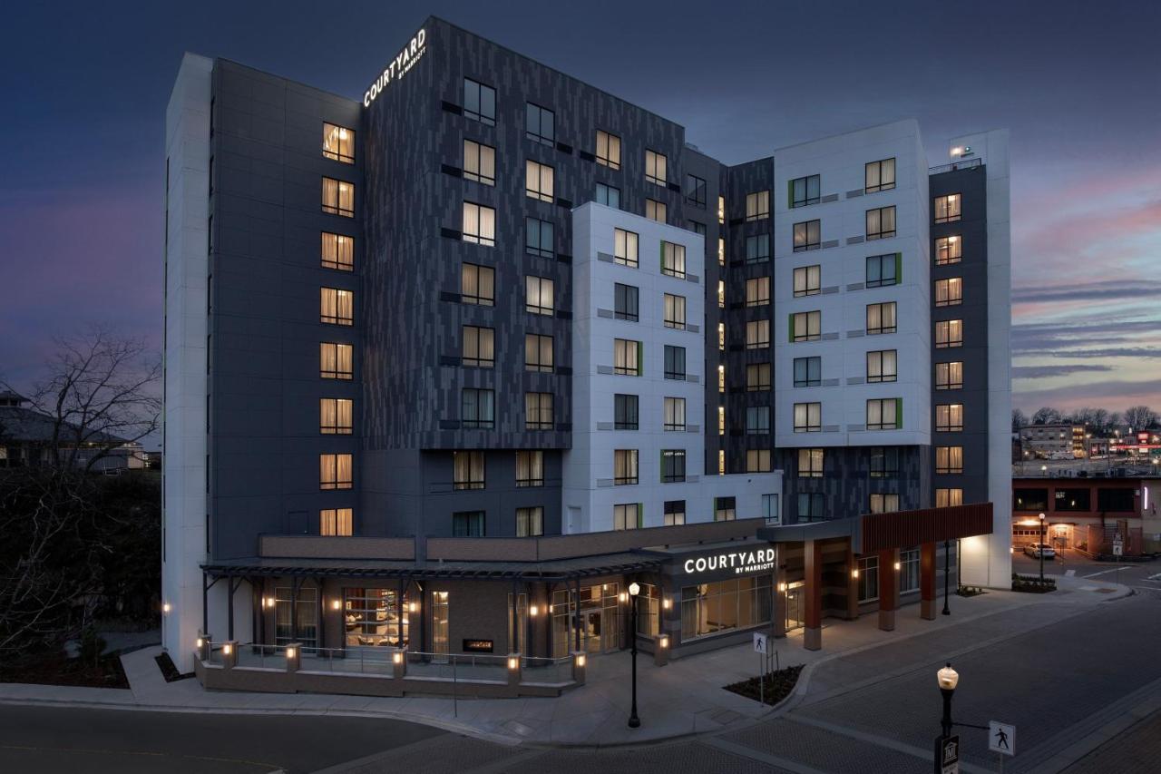 Courtyard By Marriott Nanaimo Hotell Exteriör bild